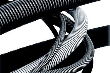 PMA 电缆保护：多种拖管和系统选择