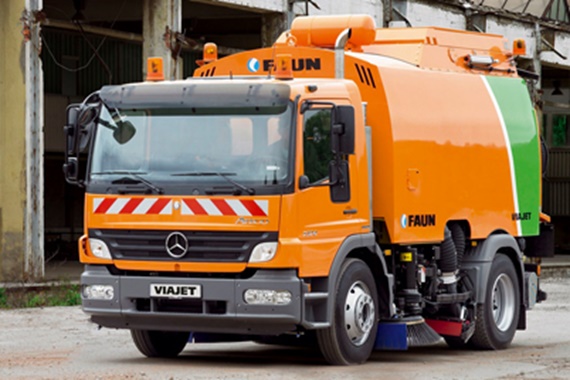 FAUN Viatec GmbH生产的道路清扫车使用了iglidur 滑动轴承