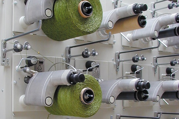 与iglidur滑动轴承一起应用于纺织加工